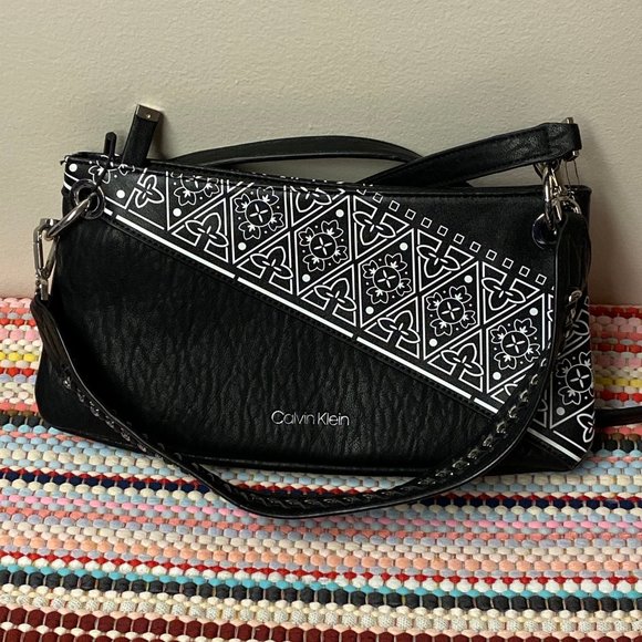 Calvin Klein Black/White Convertible Crossbody Bag
